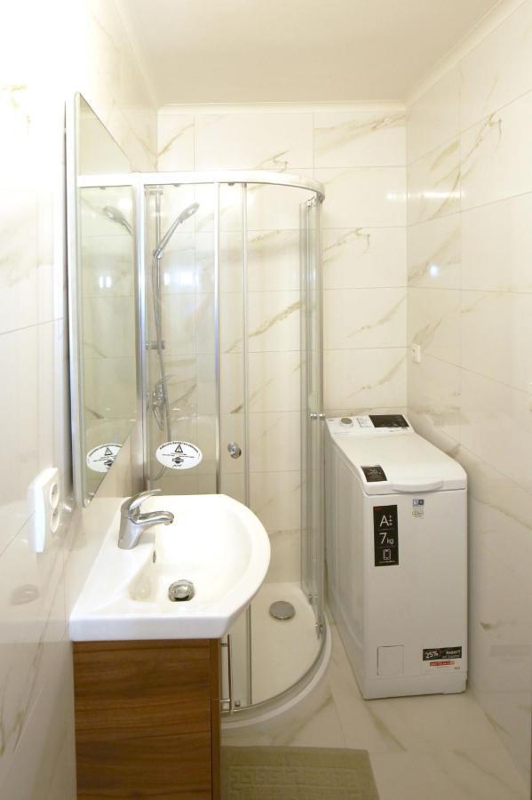 Sweet Apartment In The Heart Of Прага Екстер'єр фото